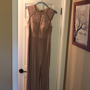 Women’s dress